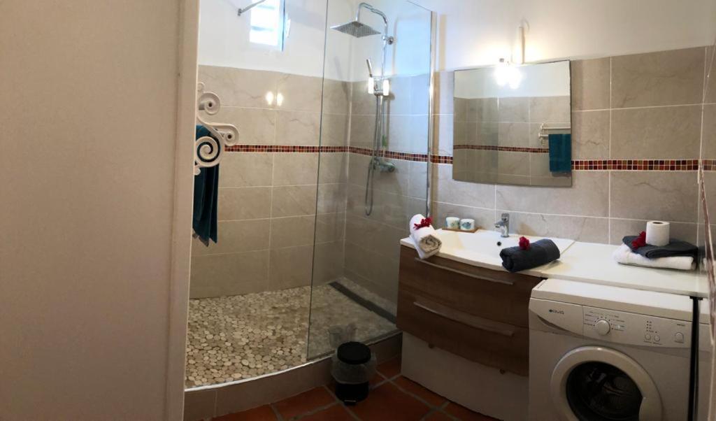 Appartement Rez-De-Chaussee De Villa A 1 Minute De La Plage Сен-Франсуа Екстер'єр фото