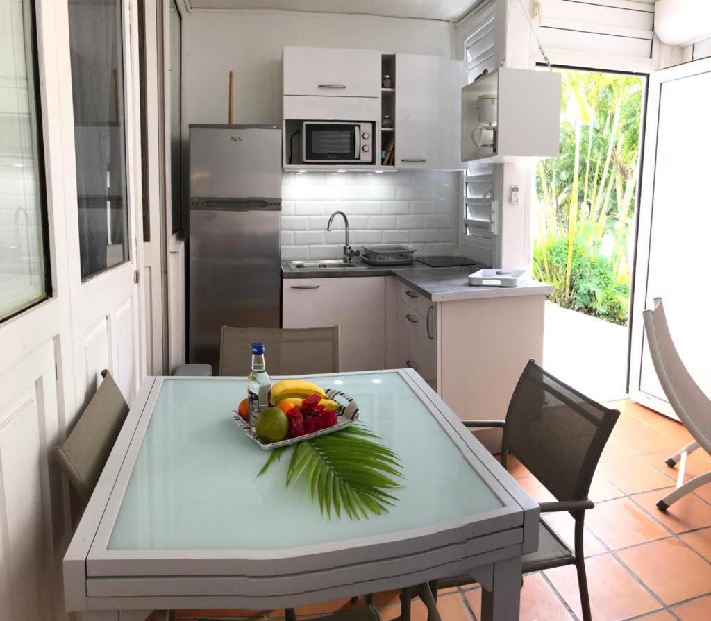 Appartement Rez-De-Chaussee De Villa A 1 Minute De La Plage Сен-Франсуа Екстер'єр фото